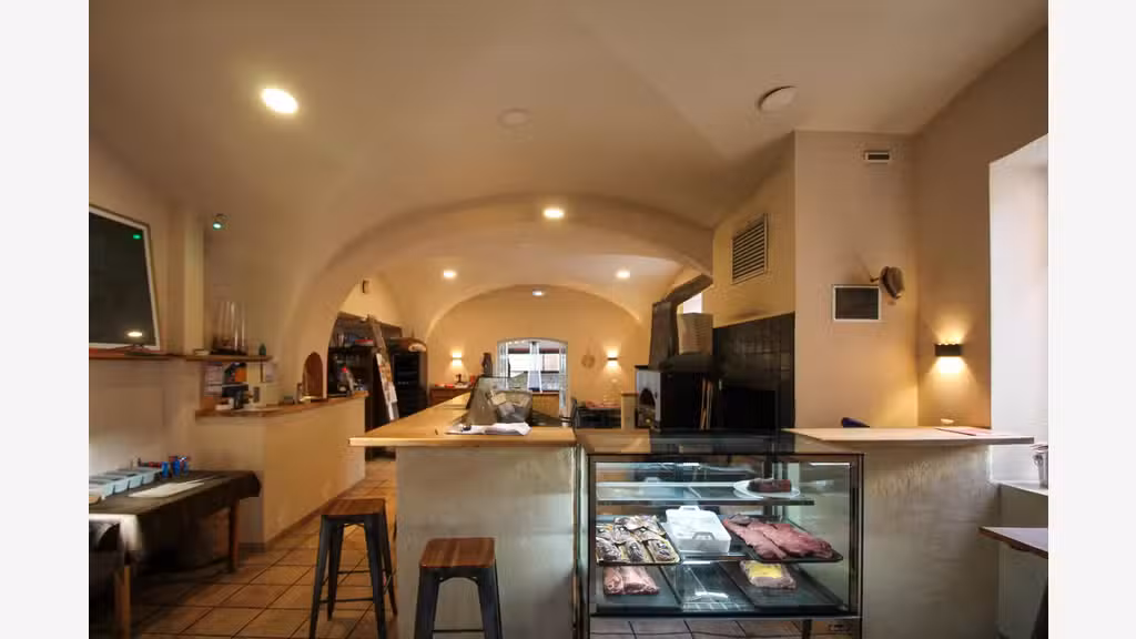 Vente restaurant bel empl à Montbrun-les-bains