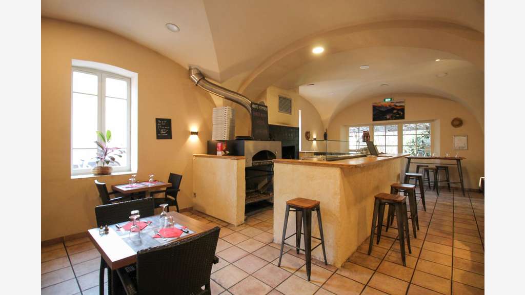 Vente restaurant bel empl à Montbrun-les-bains
