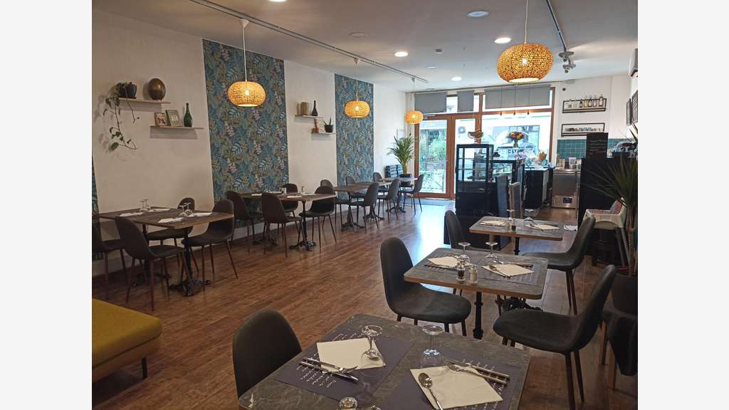 Vente restaurant 44 cvts à Montbrun-les-bains