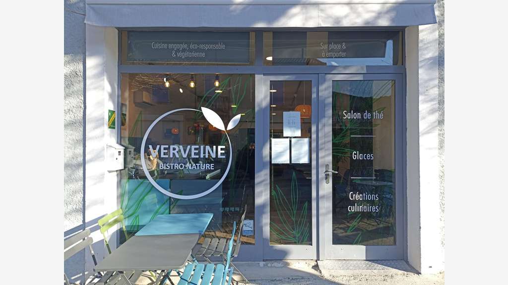 Vente restaurant 44 cvts à Montbrun-les-bains