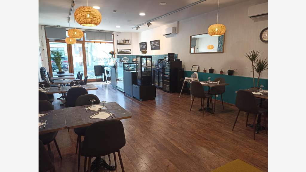 Vente restaurant 44 cvts à Montbrun-les-bains