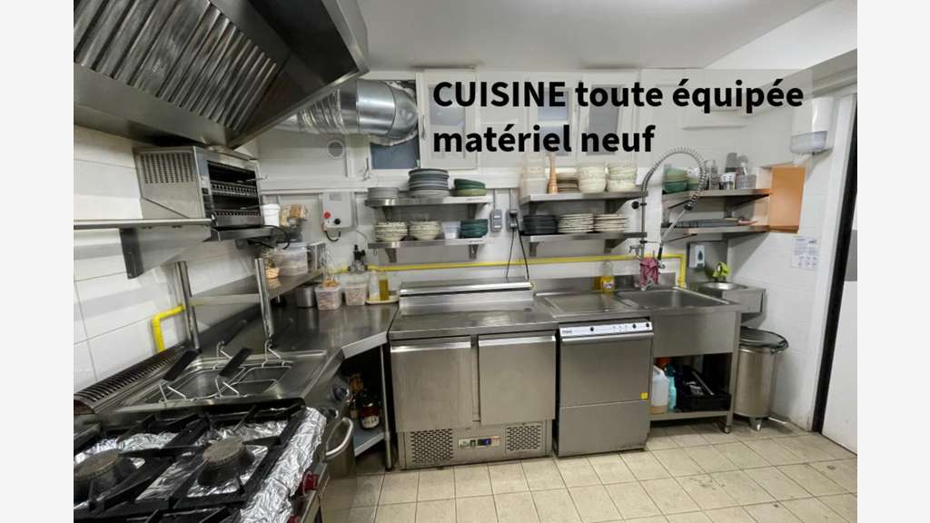 AV restaurant licence 3 à Montreuil centre 93100