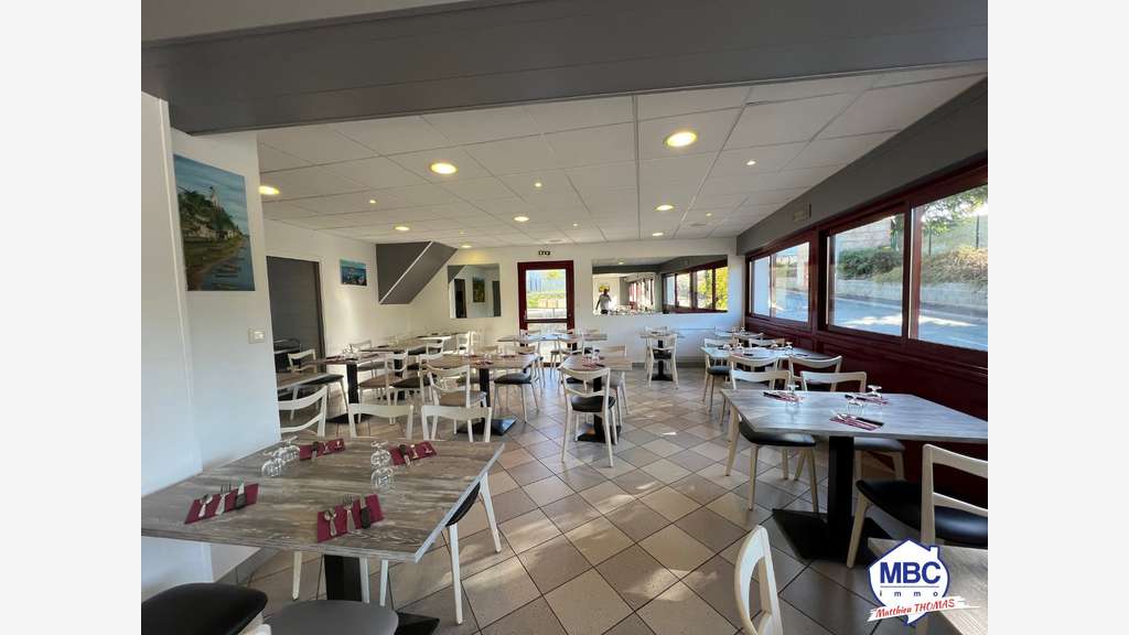 Vente commerce 60/70 cvts commune du Fuilet
