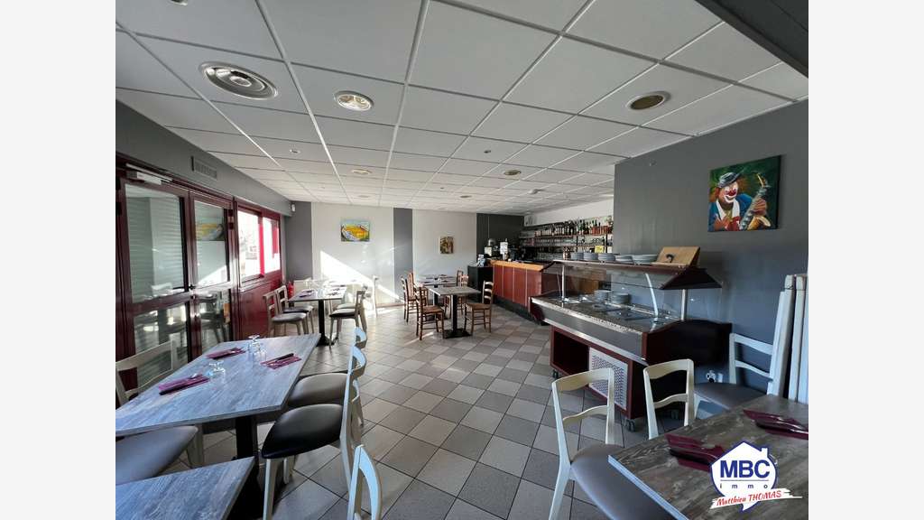 Vente commerce 60/70 cvts commune du Fuilet