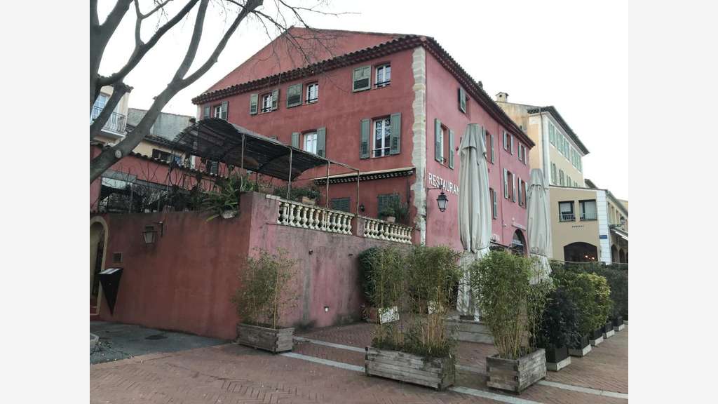 AV restaurant bucolique bar à vins Mouans Sartoux