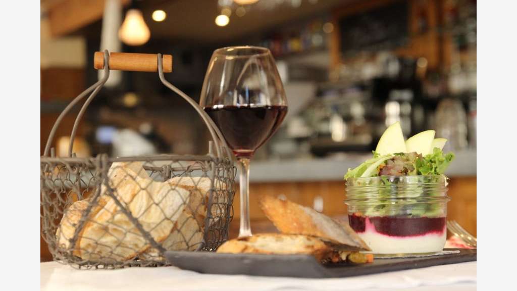 Vente restaurant street food à Nantes rue piétonne