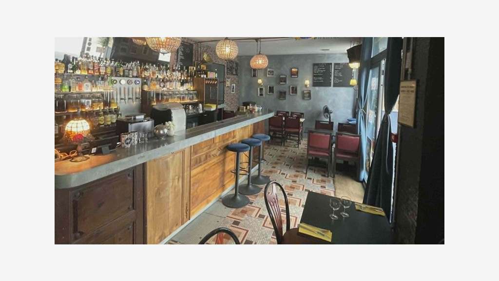 Bar restaurant à vendre en centre ville du 44