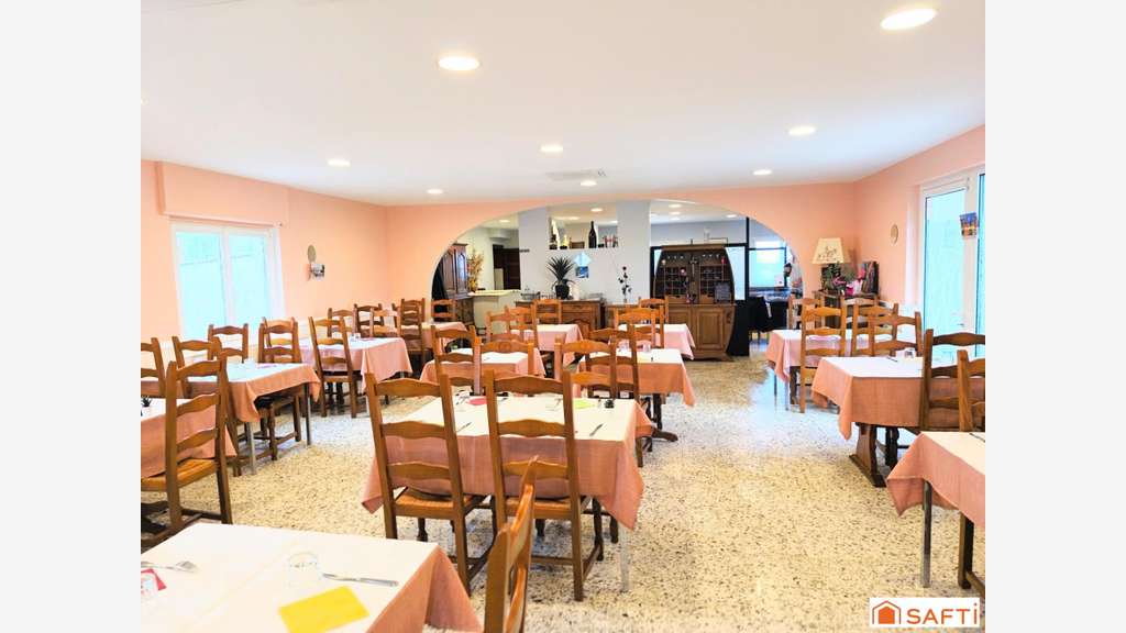 Cède superbe restaurant avec belle terrasse Vosges