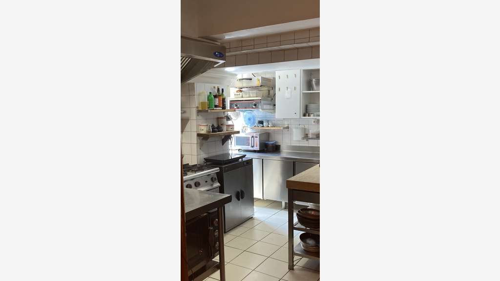 Vente restaurant de charme fort potentiel à Nîmes