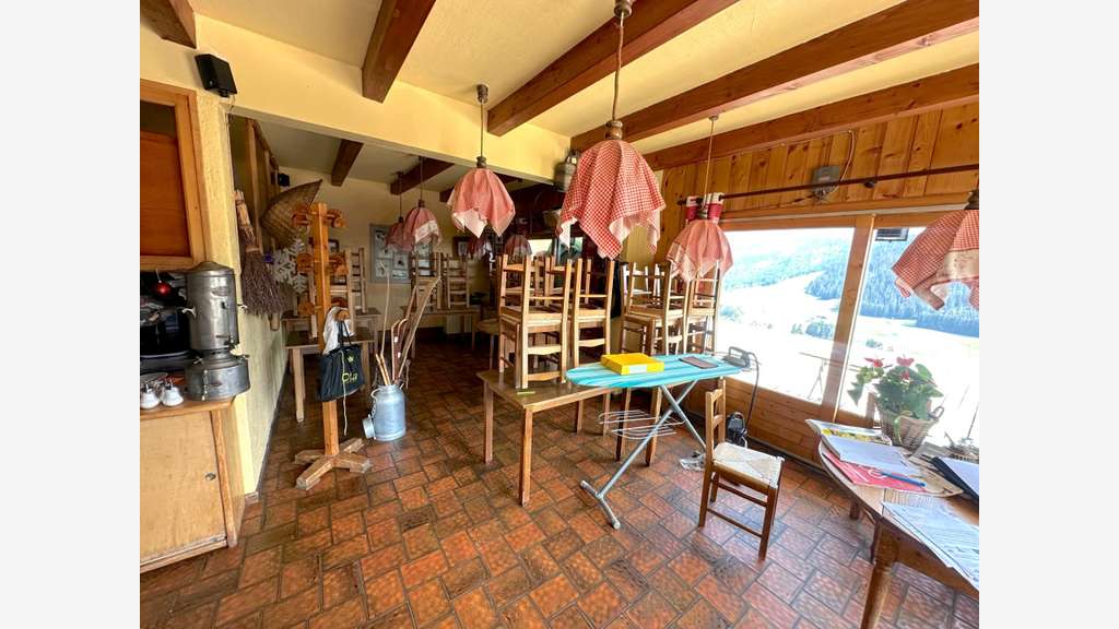 Fonds et murs restaurant Notre Dame de Bellecombe