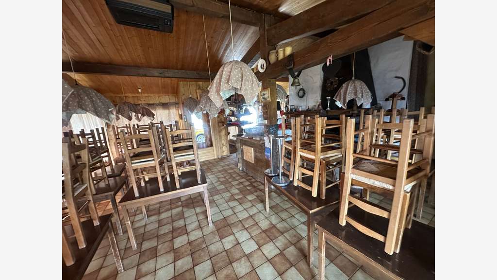 Fonds et murs restaurant Notre Dame de Bellecombe