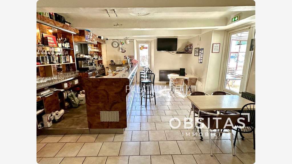 Bar restaurant à vendre en Provence à Ongles