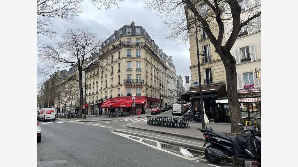 Vente 60 couverts + 16 couverts en terrasse 75010