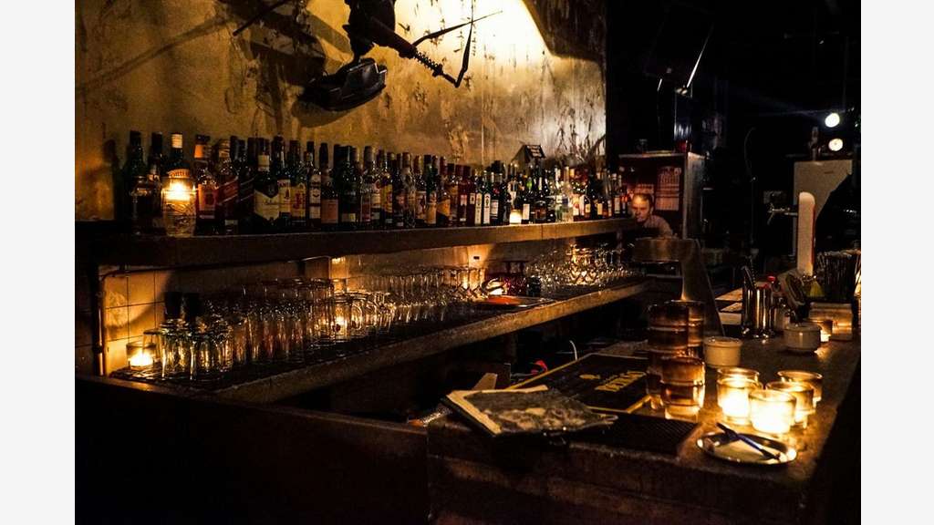 Restaurant, licence 4
