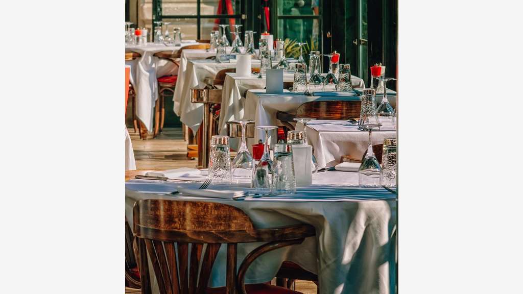 AV Restaurant de 85 places + terrasse Paris 75008