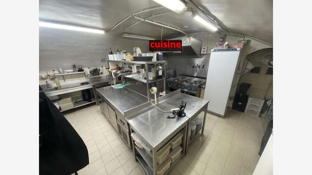 AV restaurant extraction 24 à 40 couverts Paris 8