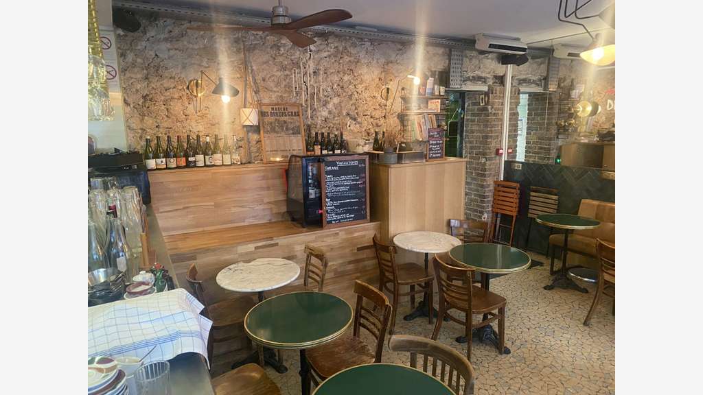 Bar brasserie  à vendre Paris 75011 quartier animé