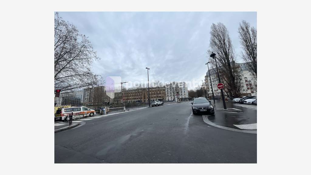 Fonds de commerce - 113.00 m² - Magenta lafayette