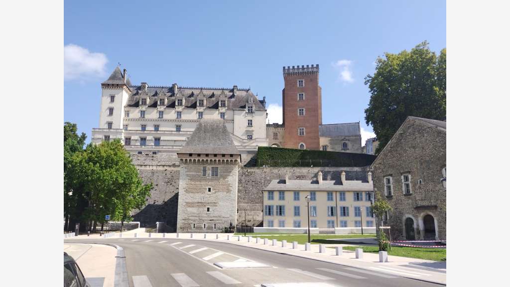 Vente restaurant snack en centre ville de Pau