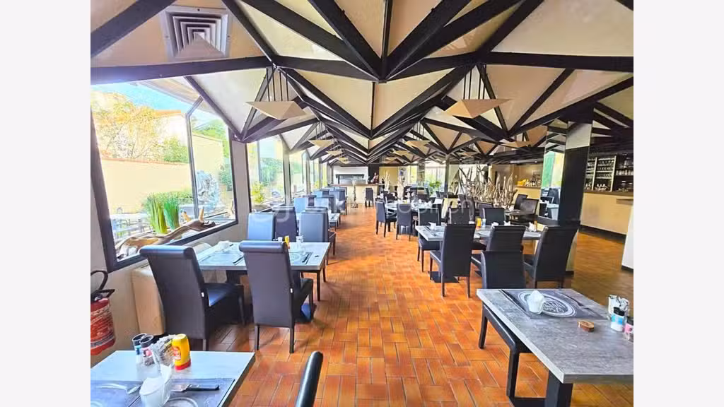 Vente FDC restauration + appart à Pierrelatte