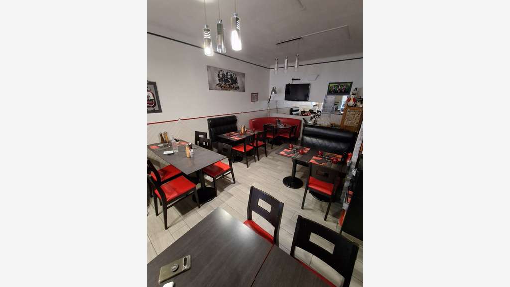 Vente restaurant pizzéria belle terrasse Pontorson