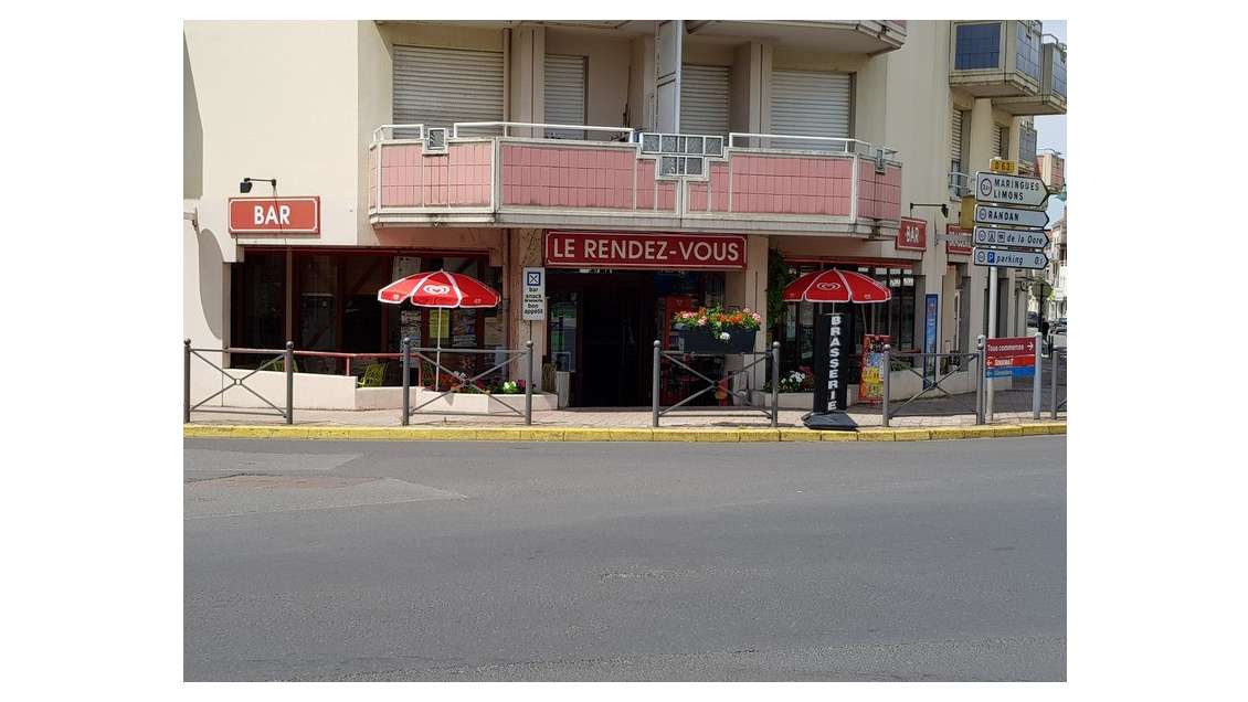 Bar brasserie à vendre à Puy Guillaume (63)