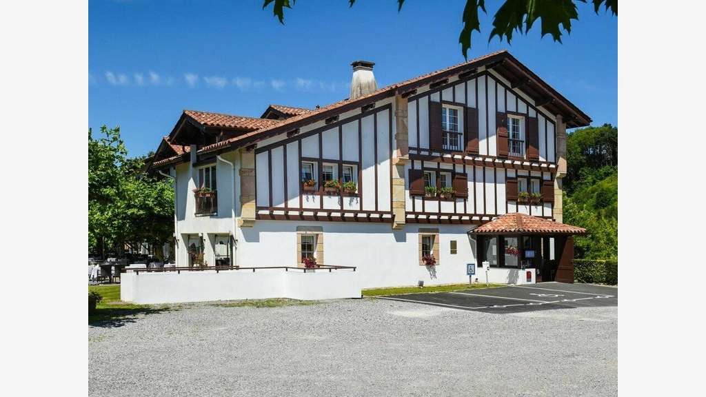 Hôtel-restaurant **** à vendre au Pays Basque