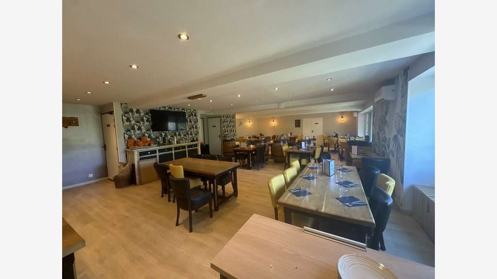 Vente murs & fonds bar restaurant à vendre à Pau