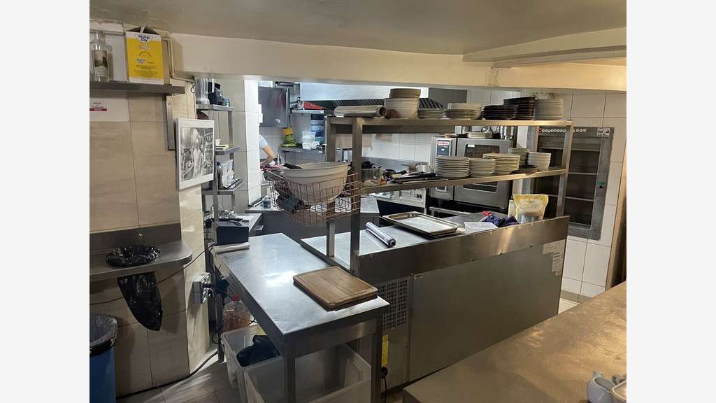 AV restaurant gastronomique Quatre-Septembre 75002
