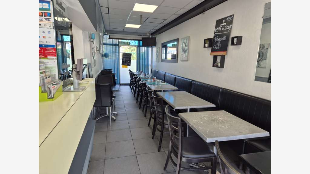 AV bar restaurant Licence 4 + Terrasse dept Rhône