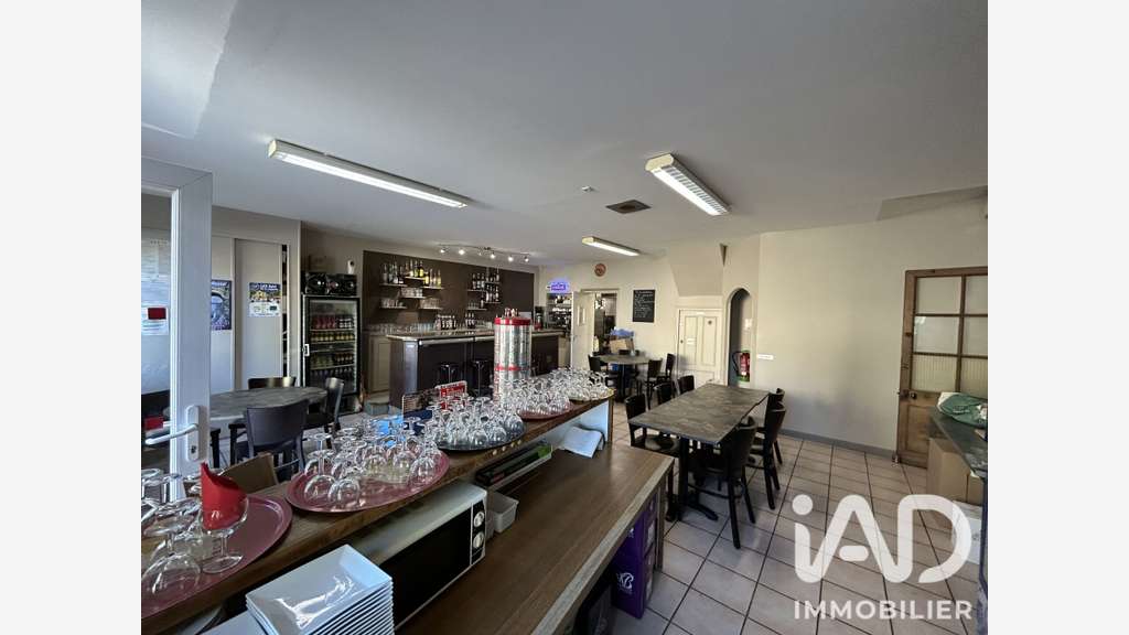 Vente bar restaurant en centre village de Roaix