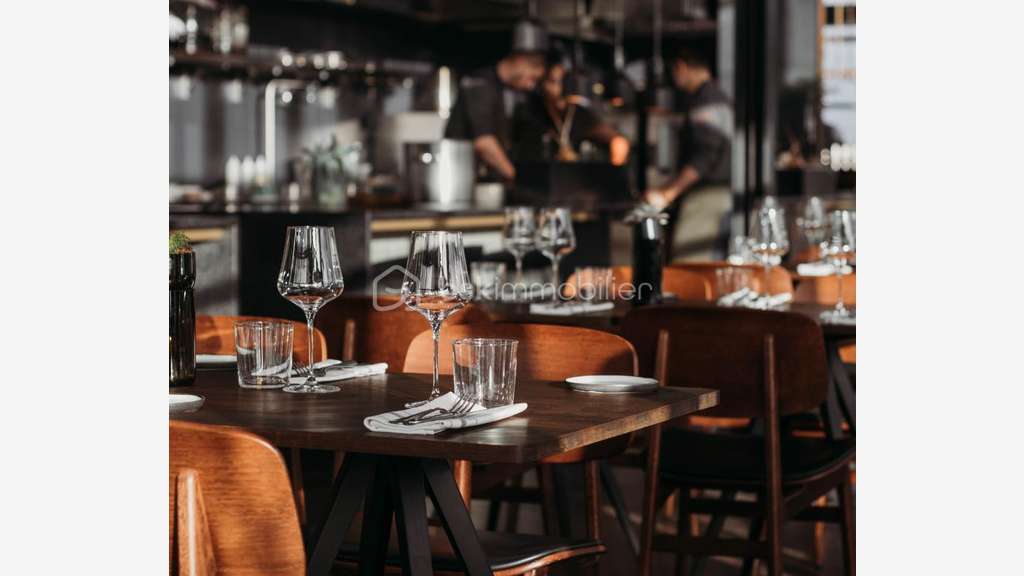 Vente FDC restauration sur axe passant de Roanne