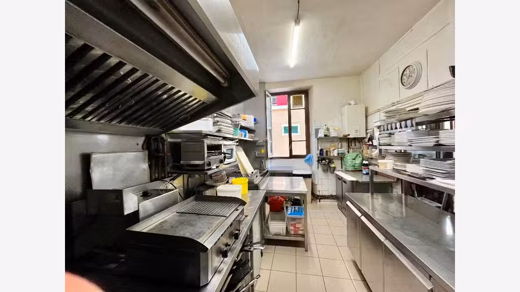 Cède restaurant bistrot de charme Romans sur Isère