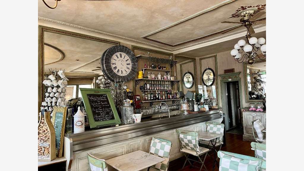 Cède restaurant bistrot de charme Romans sur Isère