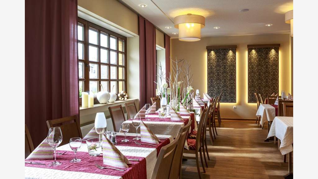 Vente restaurant licence IV de 100 pl à Rungis