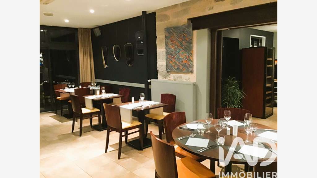 Vente restaurant 212m² à Saint-Antonin-Noble-Val
