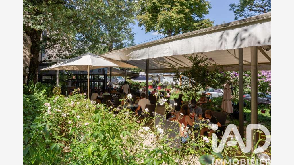Vente restaurant 212m² à Saint-Antonin-Noble-Val