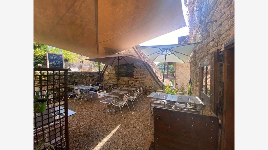 À vendre restaurant emplacement N°1 dans le Lot