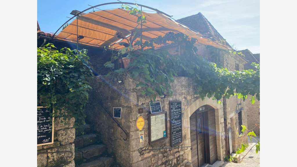 À vendre restaurant emplacement N°1 dans le Lot