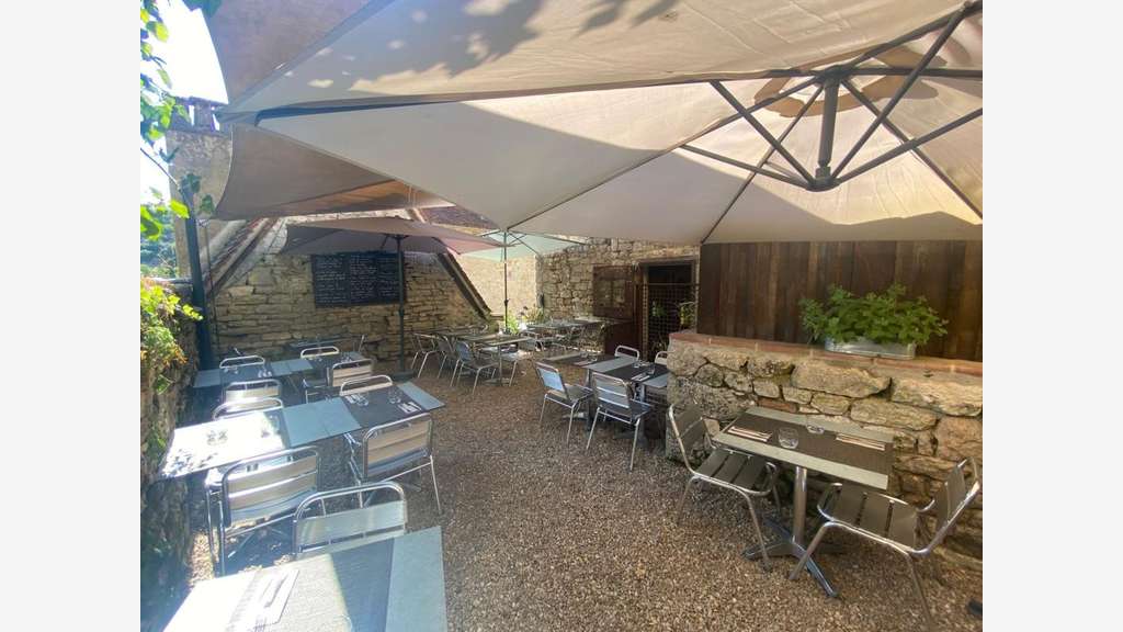 À vendre restaurant emplacement N°1 dans le Lot