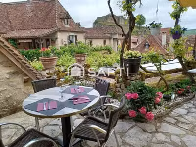 Vente bar restaurant de 220m² à Saint-Cirq-Lapopie