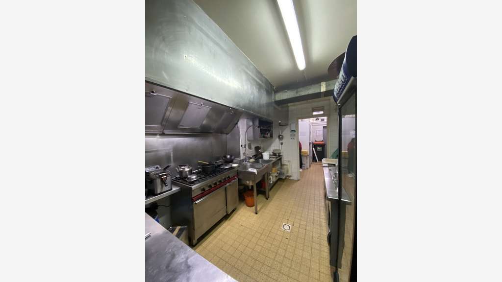 Vente FDC restaurant 160m² à Saint-Denis Basilique