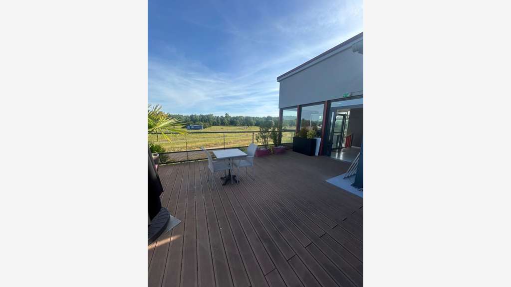Restaurant reconnu 400m² à vendre à Saint-Dizier