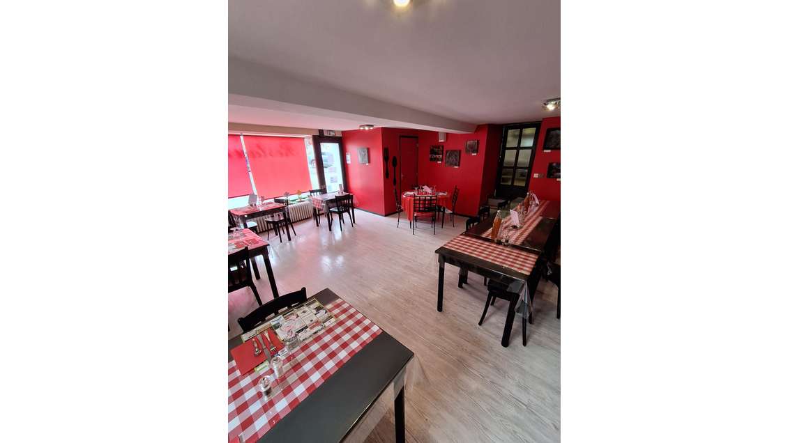 Cession bar restaurant logement à Saint-Fraimbault