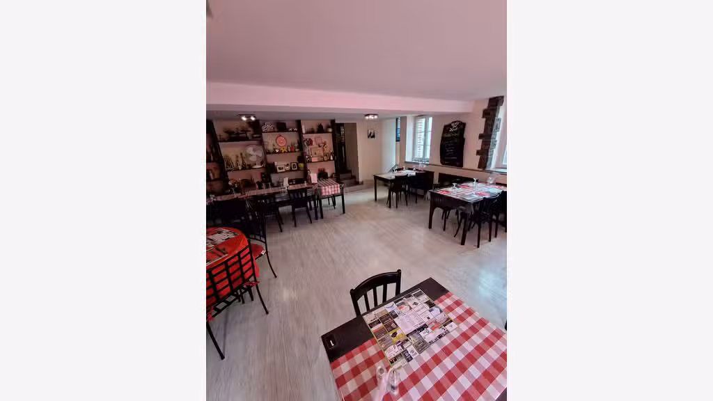 Cession bar restaurant logement à Saint-Fraimbault