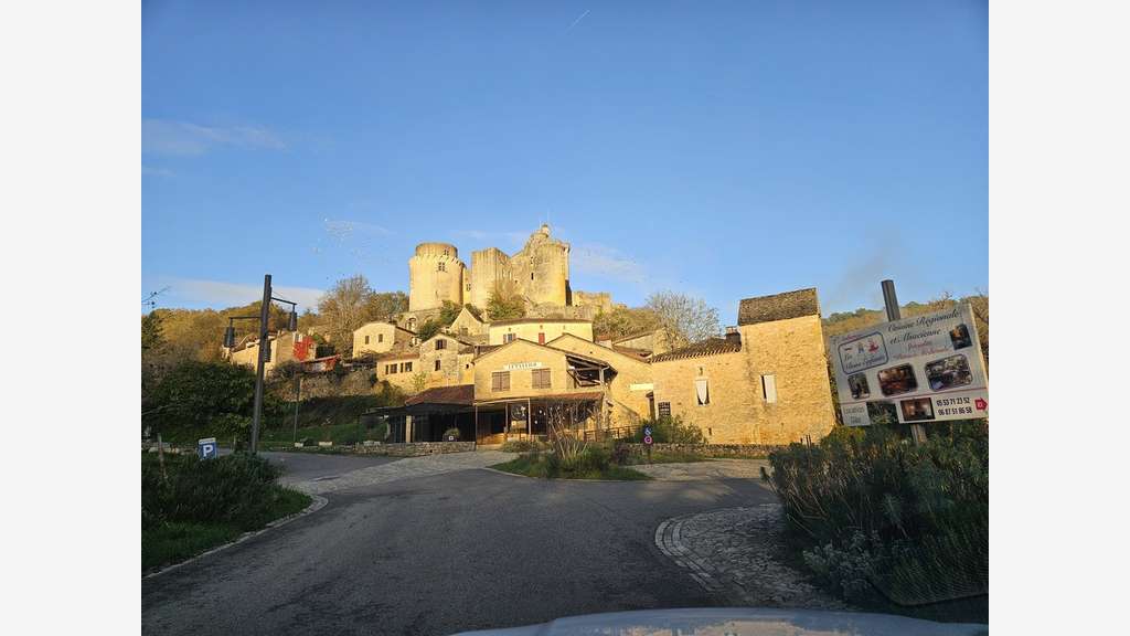 Cède restaurant gîte 100m² Saint Front sur Lemance