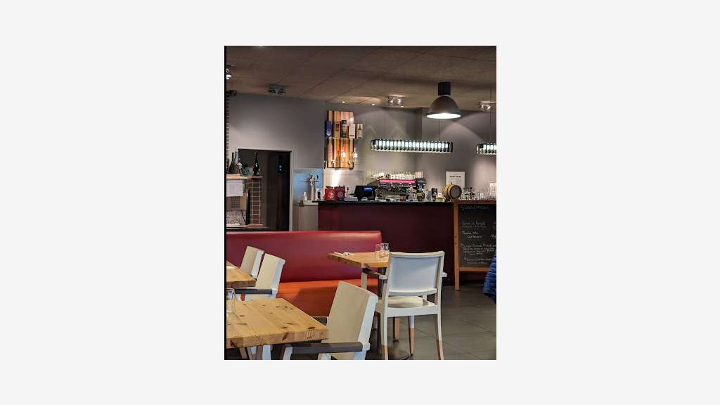 RESTAURANT CORBEIL FDS EN ZAC