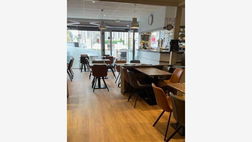 A vendre bar brasserie du midi en Sud Manche
