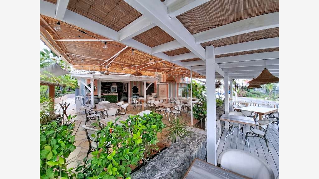 A vendre restaurant face à la marina à St Martin