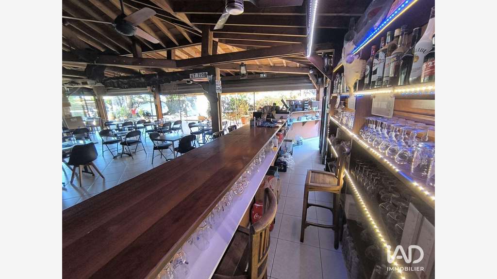 Vente restaurant de 200m² à Saint-Pierre